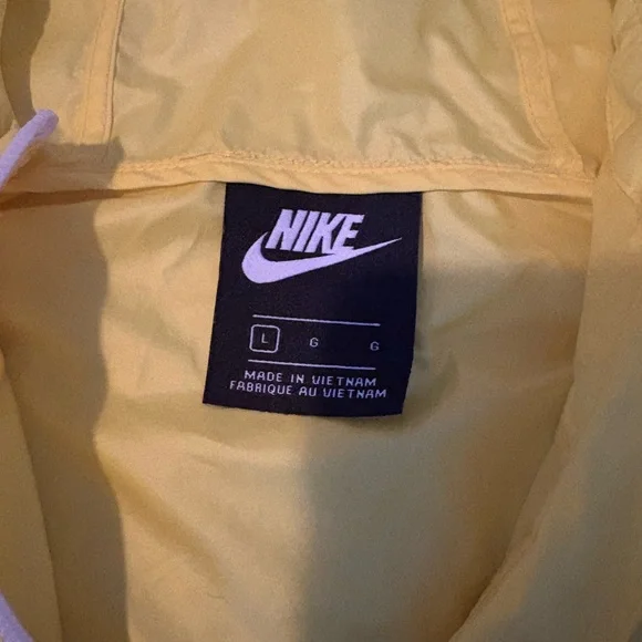 Nike Yellow Windbreaker Jacket - Picture 3 of 3
